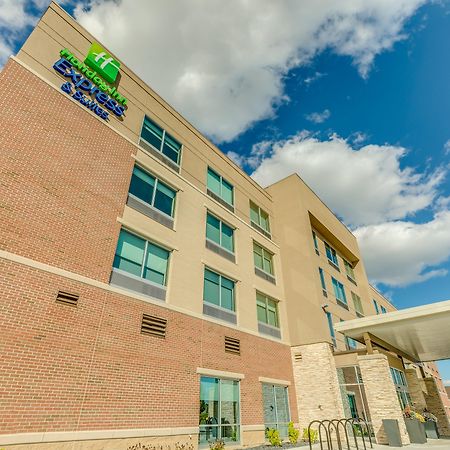 Holiday Inn Express & Suites Okemos - University Area, An Ihg Hotel Ngoại thất bức ảnh